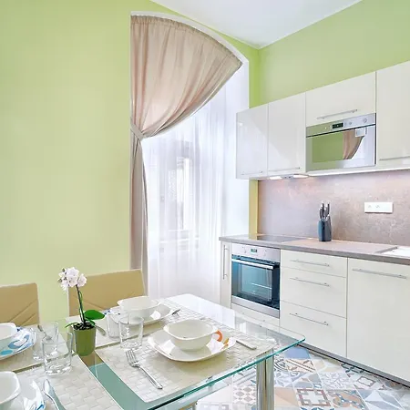 Ondrejska 20 *